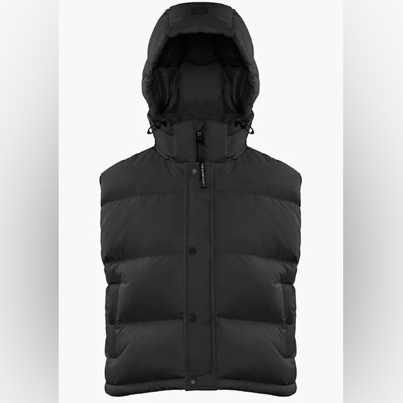 Aritzia Super Puff Shorty Vest in black LG - Picture 16 of 16